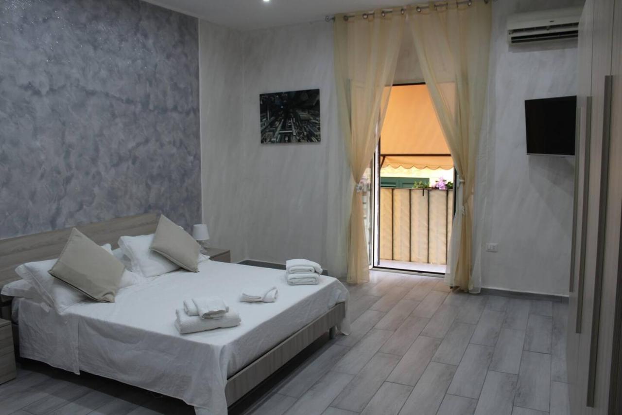 Casa Vacanza Grey Aparthotel Napoli Exterior foto