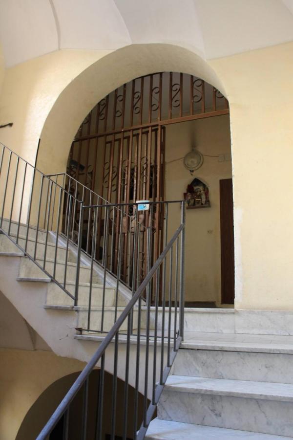 Casa Vacanza Grey Aparthotel Napoli Exterior foto