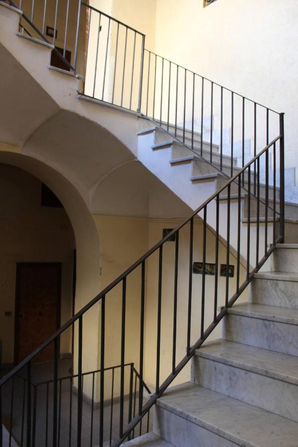 Casa Vacanza Grey Aparthotel Napoli Exterior foto